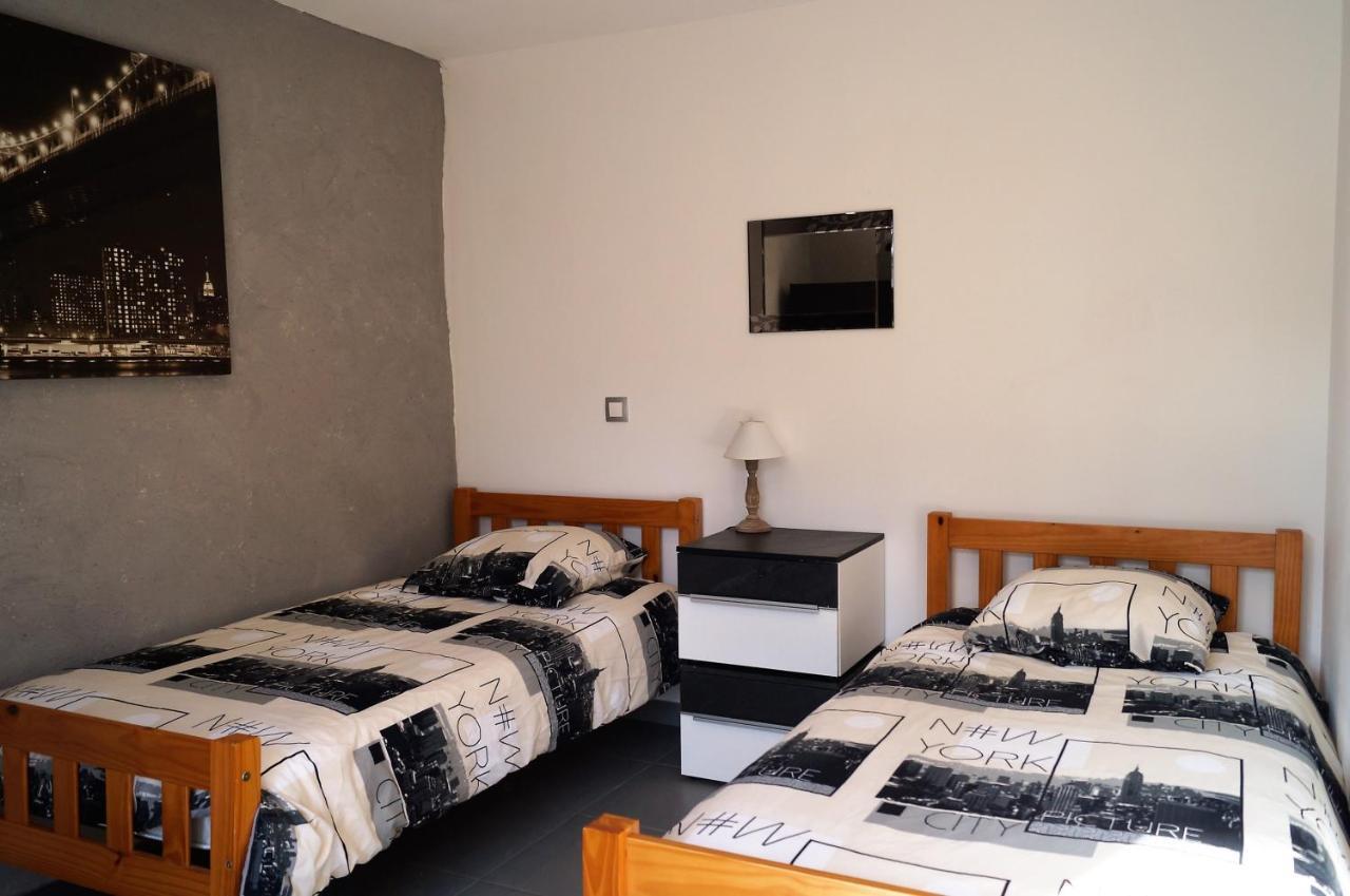 24H Le Mans - Les Haies Gite, Near Le Mans Circuit Villa Coulans-sur-Gée Екстериор снимка