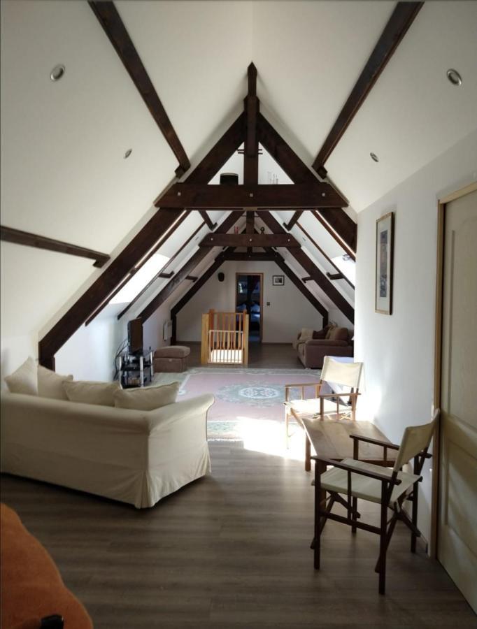 24H Le Mans - Les Haies Gite, Near Le Mans Circuit Villa Coulans-sur-Gée Екстериор снимка